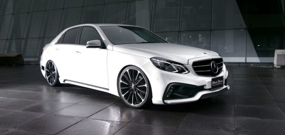 Mercedes Clase E Black Bison Edition por Wald International