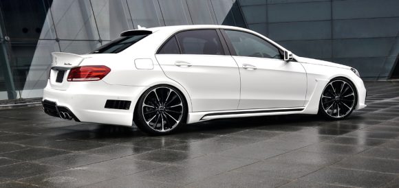 Mercedes Clase E Black Bison Edition por Wald International