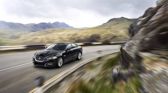 Jaguar lanza el XF R-Sport