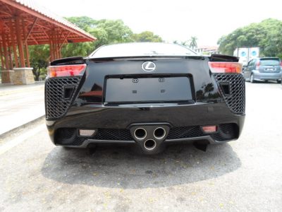 A la venta un Lexus LFA