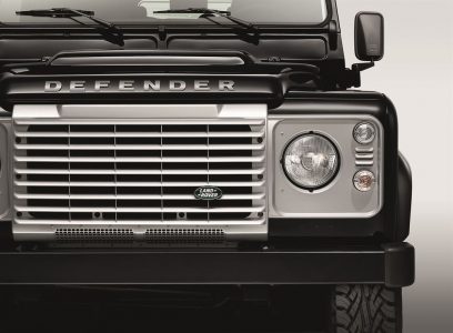 Land Rover Defender: renovarse "y" morir