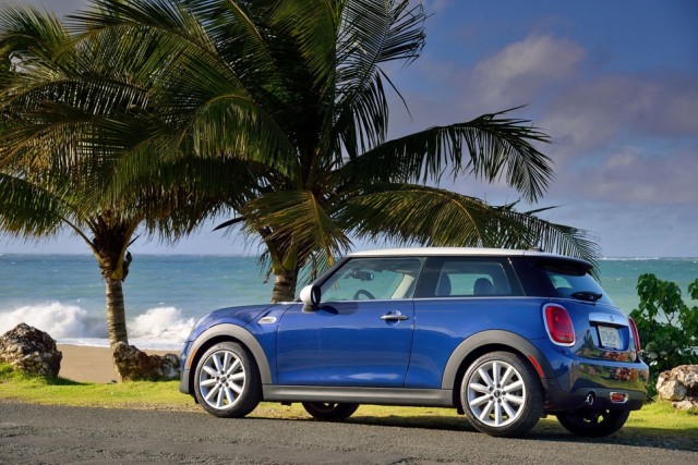 MINI One y One D: Los escalones de acceso a la gama  2