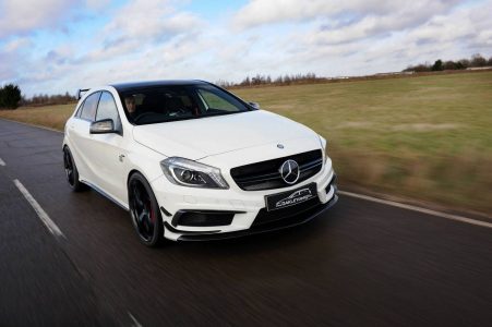 Oakley Design se atreve con el Mercedes A45 AMG