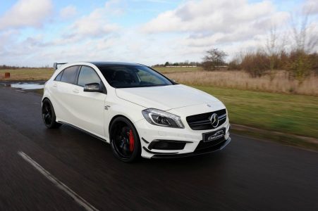 Oakley Design se atreve con el Mercedes A45 AMG