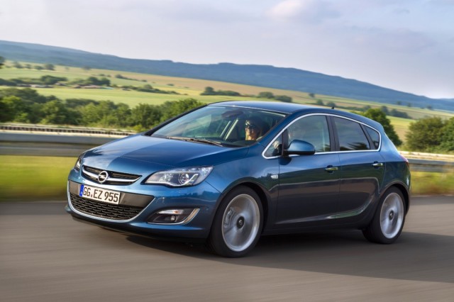 Opel Astra 1.6 CDTI 110 CV y 136 CV: Por debajo de los 4l/100 km