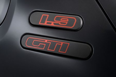 peugeot-205-gti-19-16v-gutmann-12