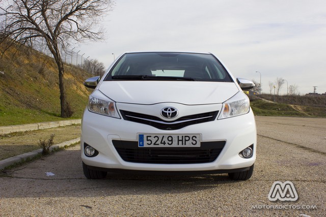 Prueba: Toyota Yaris 100 SoHo MultiDrive (diseño, habitáculo, mecánica)