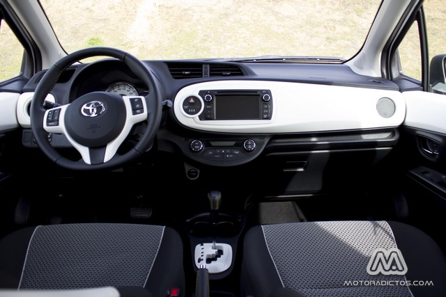 Prueba: Toyota Yaris 100 SoHo MultiDrive (diseño, habitáculo, mecánica)