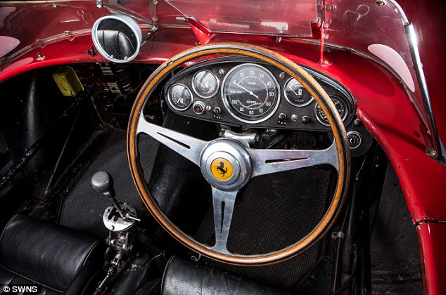 Venden un Ferrari 250 Testa Rossa por la friolera de 29 millones de euros 2