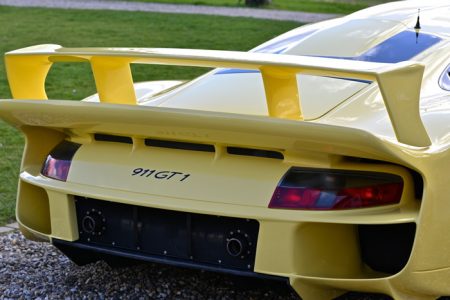 A la venta un Porsche 911 GT1 Strassenversion de 1998