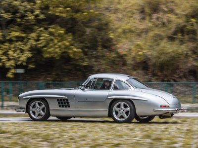 A subasta un Mercedes-Benz 300 SL modificado por AMG