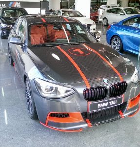 El BMW M135i M Performance Edition Abu Dhabi-Style es una realidad