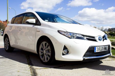 Prueba: Toyota Auris HSD híbrido (equipamiento, comportamiento, conclusión)