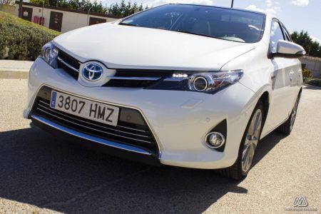 Prueba: Toyota Auris HSD híbrido (equipamiento, comportamiento, conclusión)