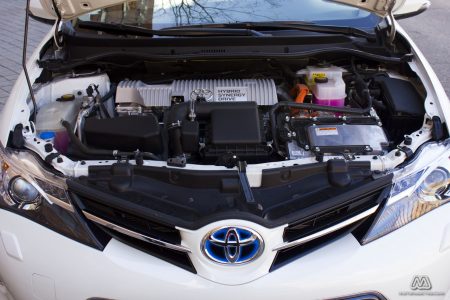 Prueba: Toyota Auris HSD híbrido (equipamiento, comportamiento, conclusión)