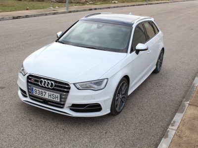 Prueba: Audi S3 Sportback 2.0 TFSI de 300 caballos (equipamiento, comportamiento, conclusión)