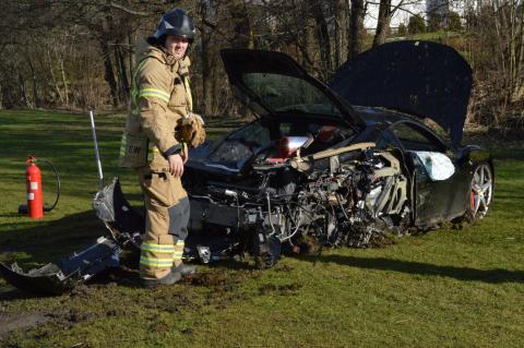 Destroza un Ferrari 458 Italia a sus 18 años mientras lo probaba