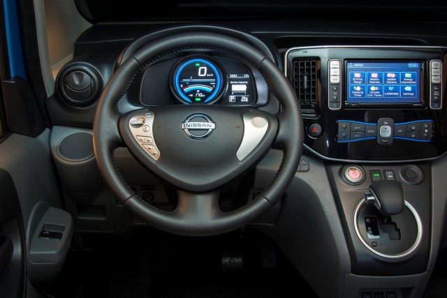 Nissan presenta la variante de producción del e-NV200: Disponible a partir de Junio 1