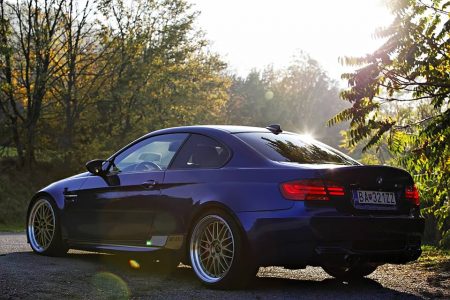 BMW M3 GTR M500 Golden Edition por Petersport