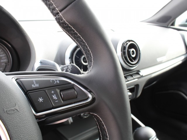 Prueba: Audi S3 Sportback 2.0 TFSI de 300 caballos (equipamiento, comportamiento, conclusión) 1