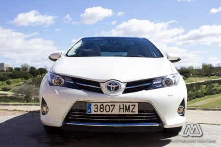 Prueba: Toyota Auris HSD híbrido (equipamiento, comportamiento, conclusión)