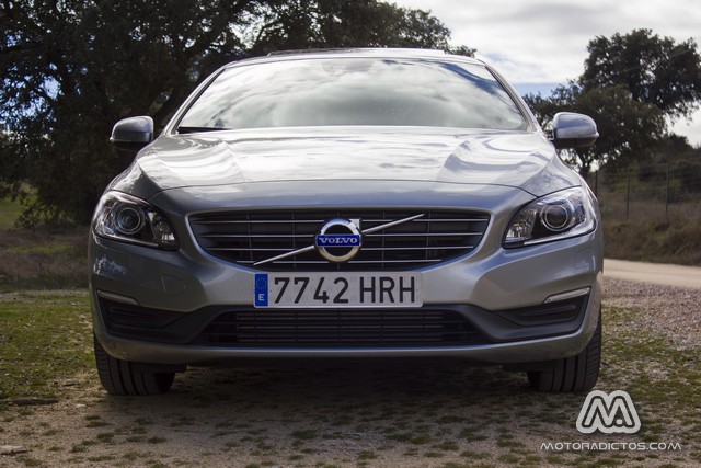 Prueba: Volvo S60 D2 Momentum (diseño, habitáculo, mecánica)