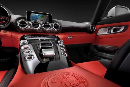 Filtradas las primeras imágenes del interior del Mercedes AMG GT