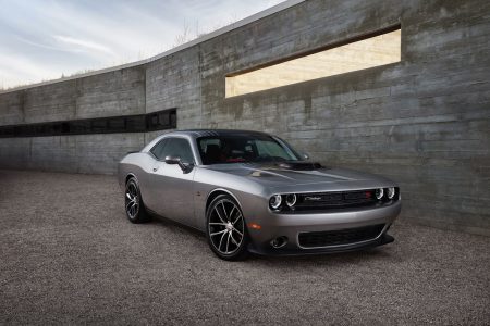 El Dodge Challenger 2014 muestra su nueva cara