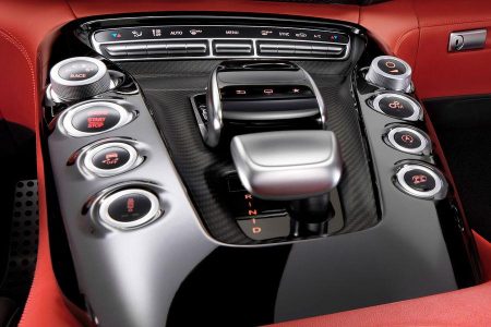 Filtradas las primeras imágenes del interior del Mercedes AMG GT