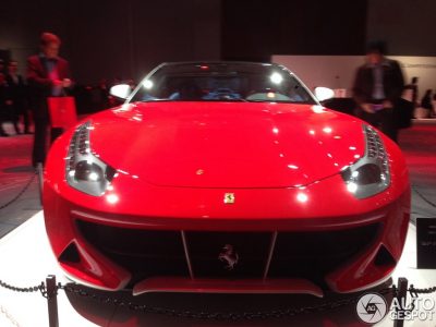 Ferrari-SP-FFX-18[2]