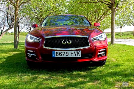 Prueba: Infiniti Q50 2.2d GT (equipamiento, comportamiento, conclusión)