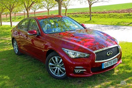 Prueba: Infiniti Q50 2.2d GT (equipamiento, comportamiento, conclusión)