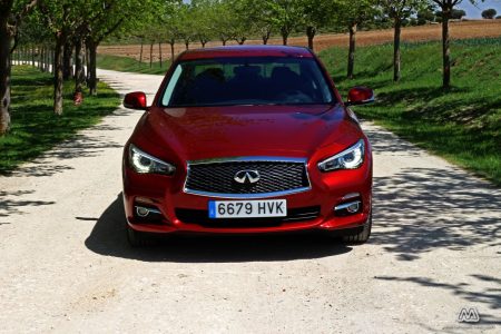 Prueba: Infiniti Q50 2.2d GT (equipamiento, comportamiento, conclusión)