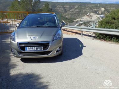 Prueba: Peugeot 5008 Allure 1.6 HDI 115 CV (equipamiento, comportamiento, conclusión)