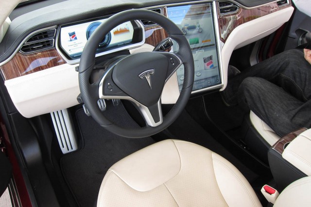 El Tesla Model S: Más protección, pero contra los hackers