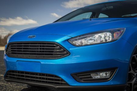 Ford Focus Sedán 2014: Puesta al día con los rasgos de la marca actuales