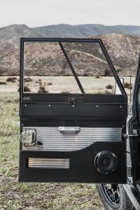 ¿El Land Rover Defender que siempre anhelaste? Icon te lo trae con un V8 LS3 de General Motors