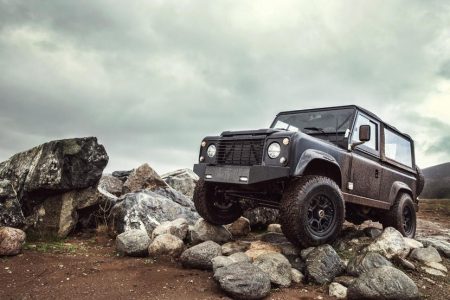 ¿El Land Rover Defender que siempre anhelaste? Icon te lo trae con un V8 LS3 de General Motors