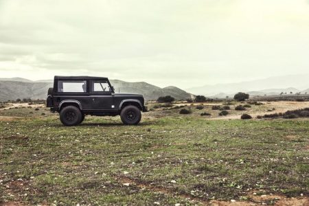 ¿El Land Rover Defender que siempre anhelaste? Icon te lo trae con un V8 LS3 de General Motors