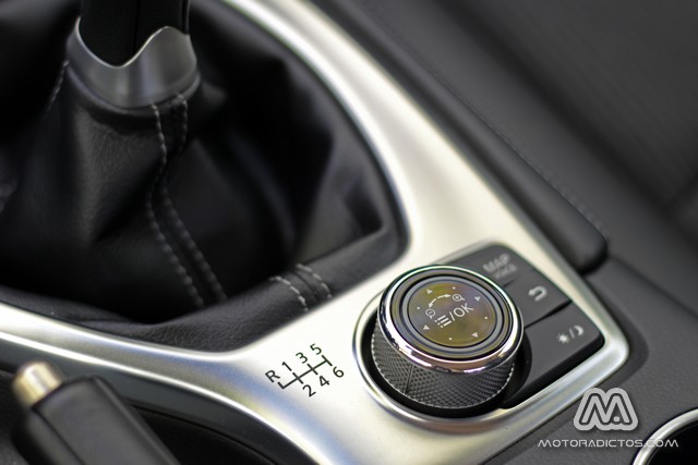 Prueba: Infiniti Q50 2.2d GT (diseño, habitáculo, mecánica) 10