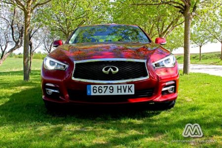 Prueba: Infiniti Q50 2.2d GT (equipamiento, comportamiento, conclusión)