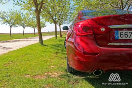 Prueba: Infiniti Q50 2.2d GT (equipamiento, comportamiento, conclusión)