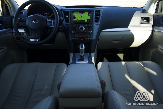 Prueba: Subaru Outback Diésel Lineartronic  (diseño, habitáculo, mecánica)