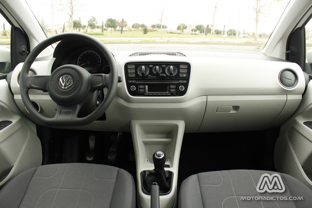 Prueba: Volkswagen Up! 1.0 60 CV (diseño, habitáculo, mecánica) 9