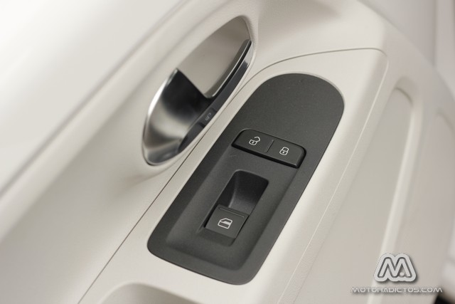 Prueba: Volkswagen Up! 1.0 60 CV (equipamiento, comportamiento, conclusión) 7