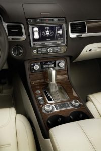 volkswagen-touareg-201416579_8