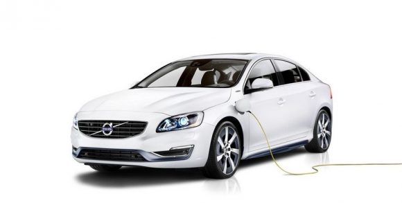 Volvo S60L Plug-in Hybrid, también presente en el Salón de Pekín