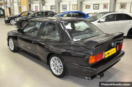 A la venta uno de los 500 BMW M3 E30 Evolution II fabricados