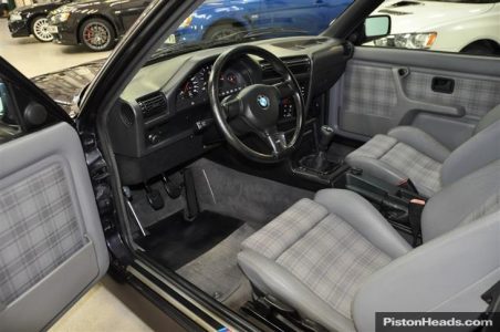 A la venta uno de los 500 BMW M3 E30 Evolution II fabricados