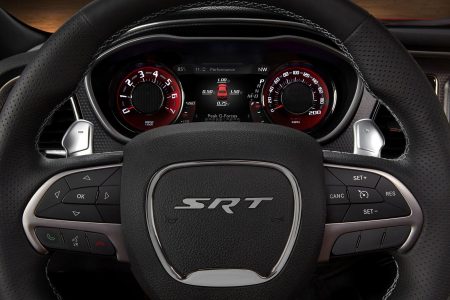 Dodge-Challenger-SRT-Hellcat-23